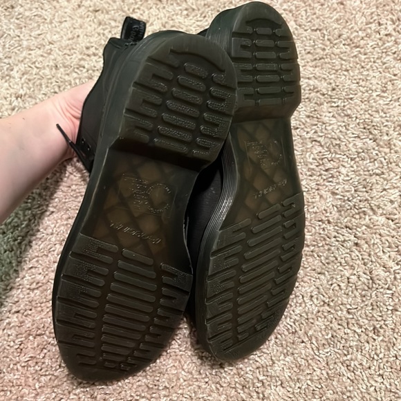 Matte all black Doc Marten’s boots - Picture 8 of 9